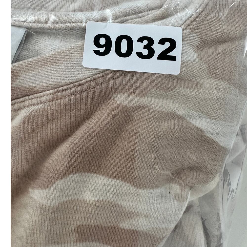 Athleta Balance Camo Printed Sweatshirt and Joggers Size Small - Picture 11 of 11